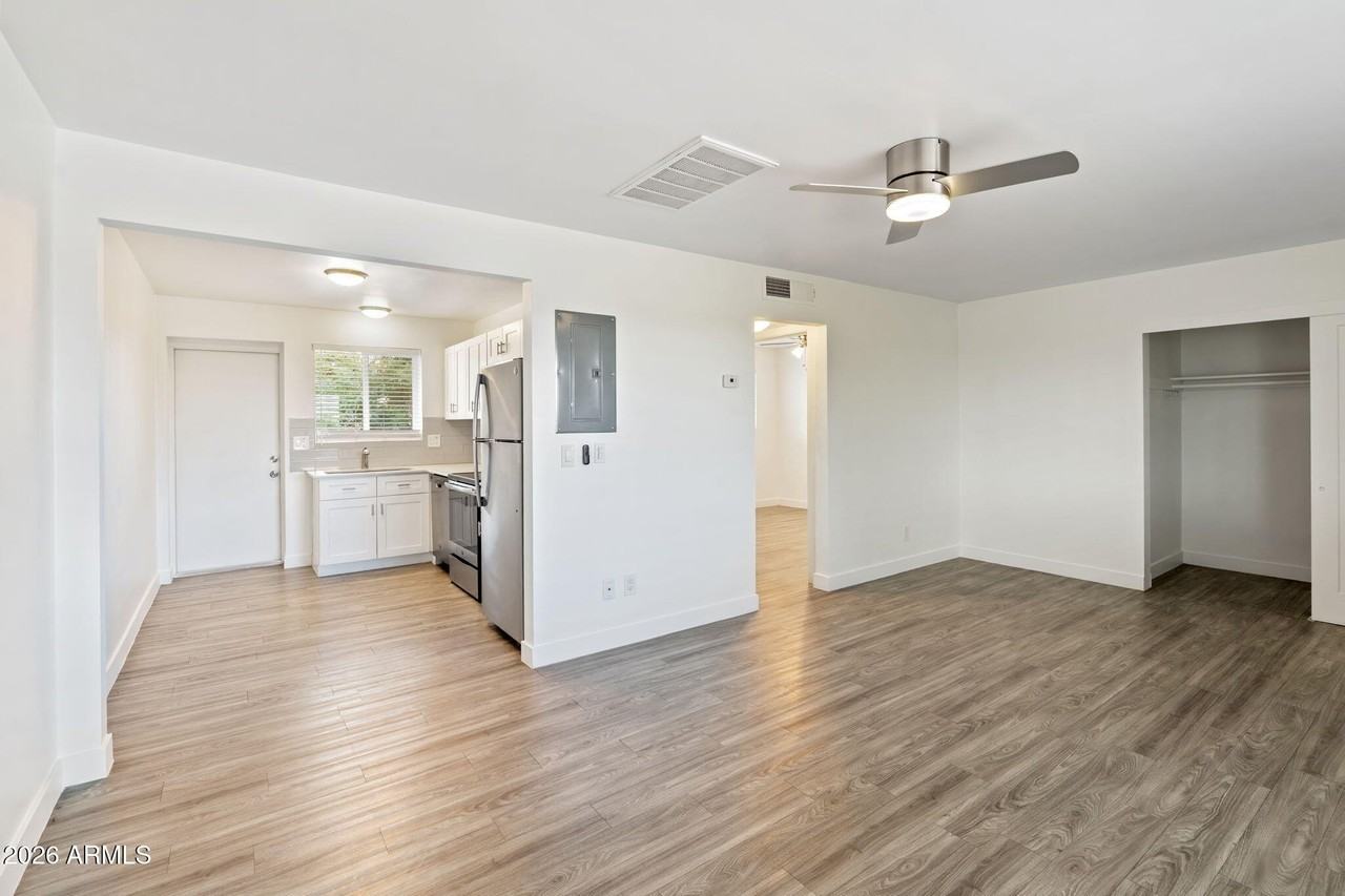 1707 N 18th St Unit B11 - Photo 2 of 24