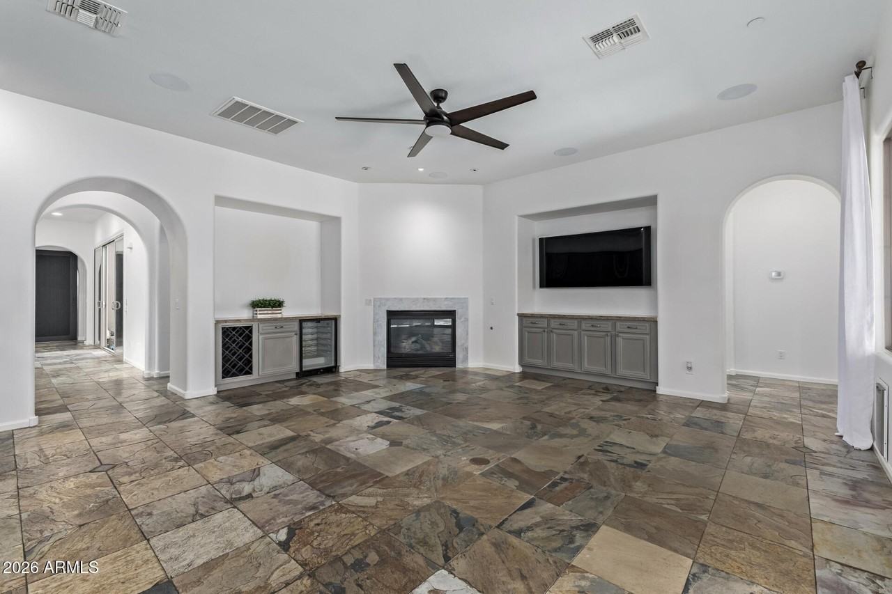 18417 N 94th Pl - Photo 5 of 50