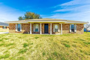 featured image of 13437 Margaret St