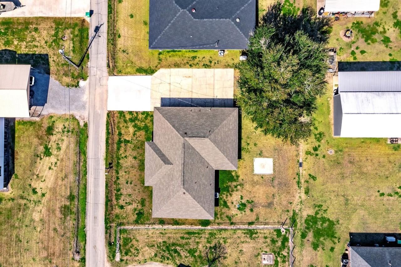 13437 Margaret St - Photo 4 of 21