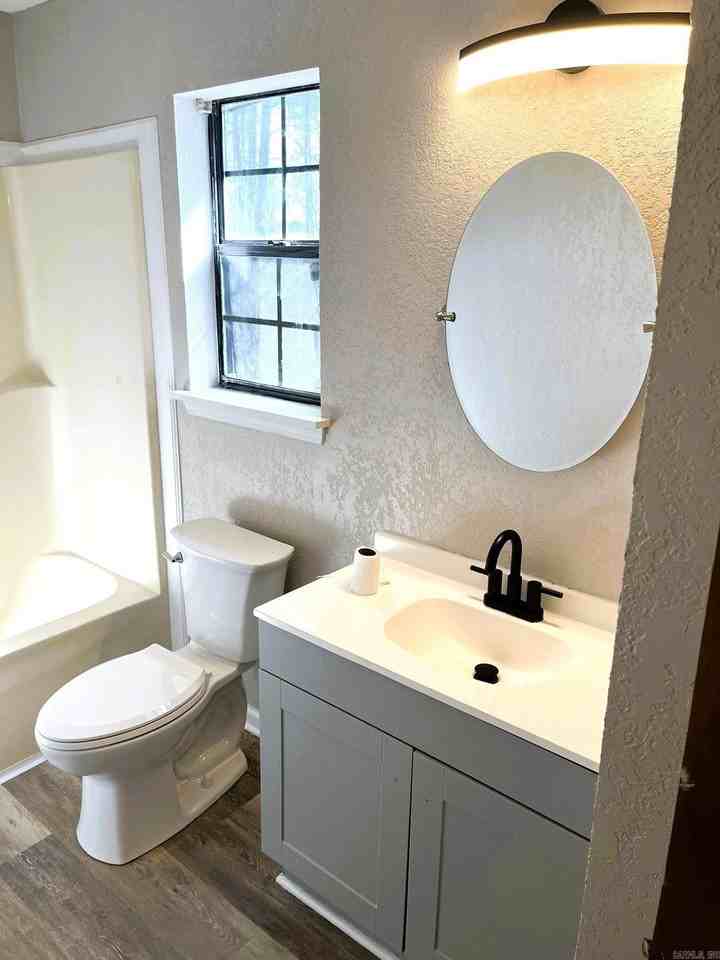 3622 Lincoln Ave - Photo 4 of 8