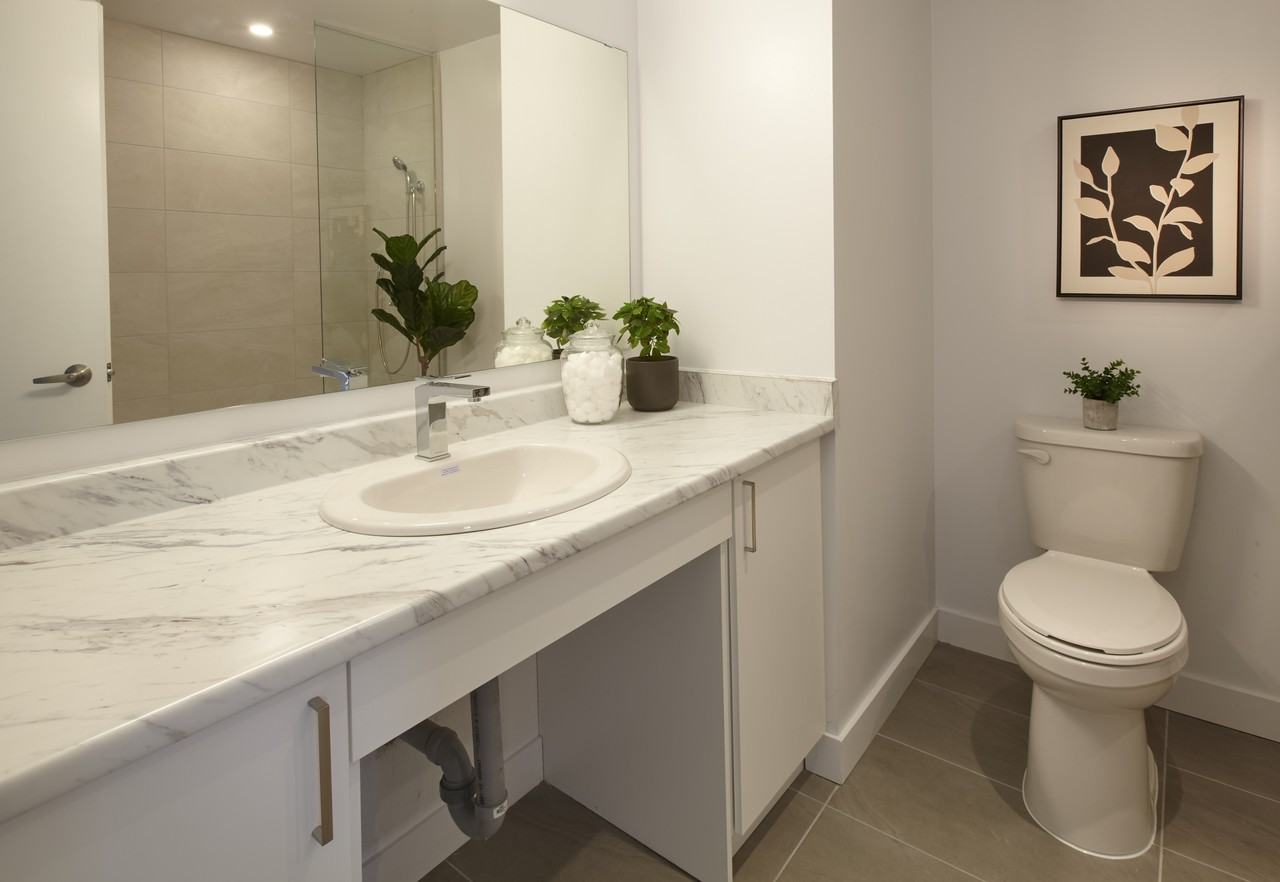 2382 Kingston Road #407 - Photo 6 of 9