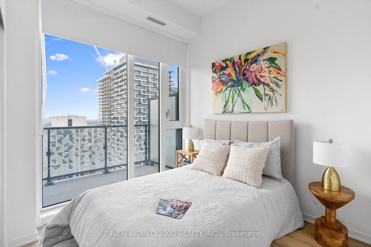 101 Roehampton Avenue #1311 - Photo 7 of 12