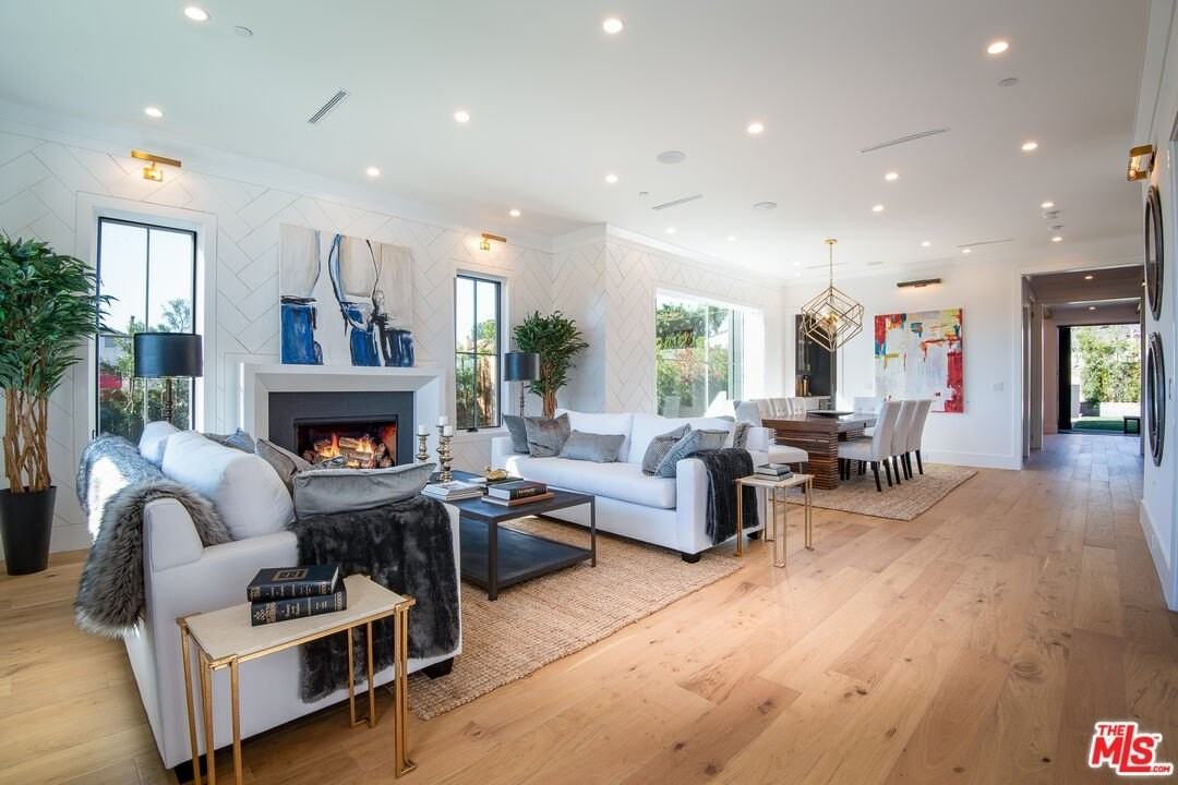 12561 Westminster Ave - Photo 3 of 37