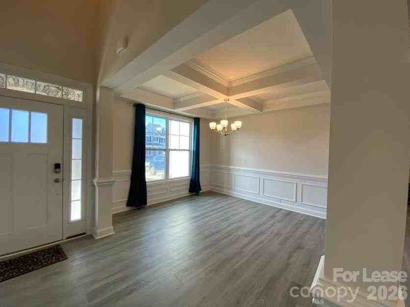 2530 Napa Ter - Photo 2 of 35