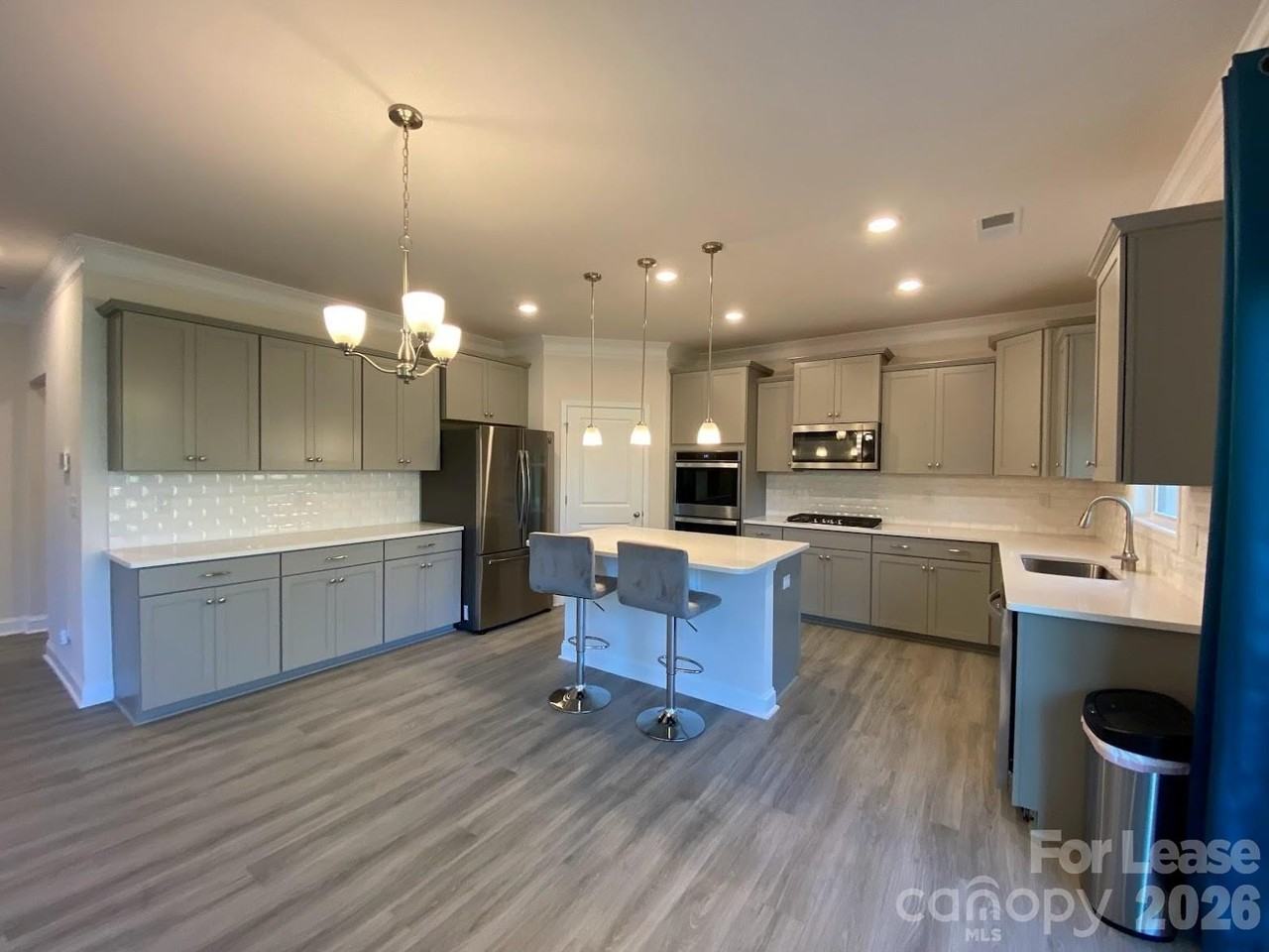 2530 Napa Ter - Photo 6 of 35