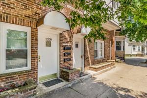 featured image of 2209 15th St Apt 5 #Apt 5