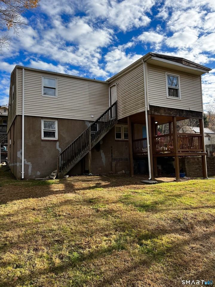 565 E Main St Apt 6 - Photo 3 of 17