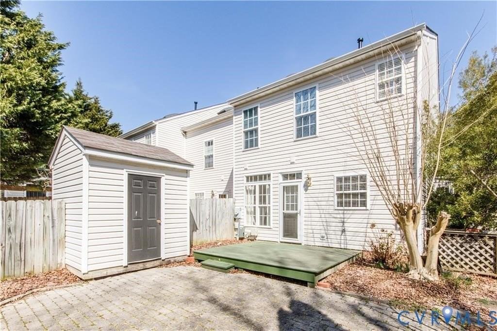 5501 Millstream Ln - Photo 3 of 23