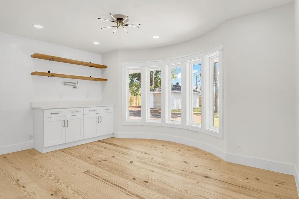 498 Alabama St - Photo 7 of 37