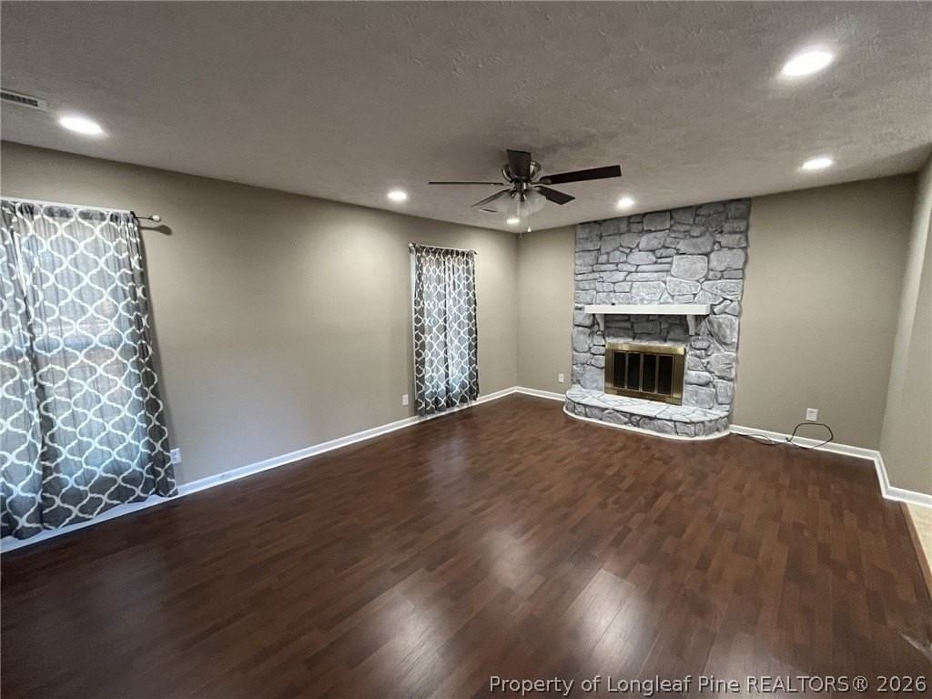 3002 Folkstone Cir - Photo 3 of 20