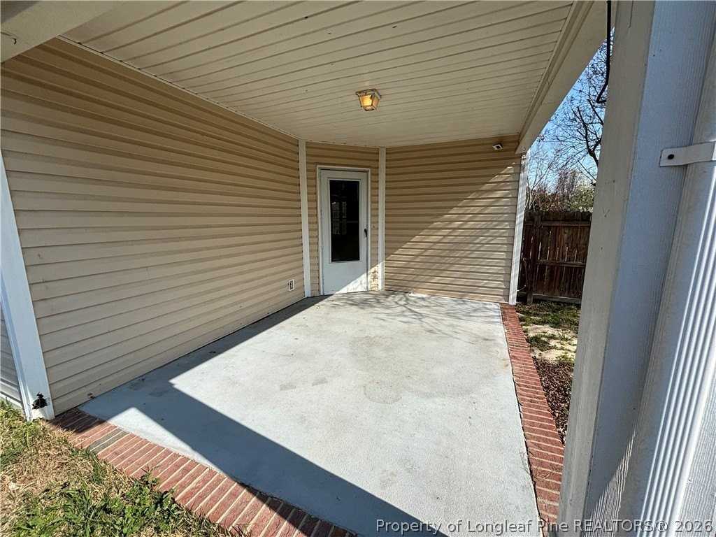 7819 Rosewood Ave - Photo 4 of 31