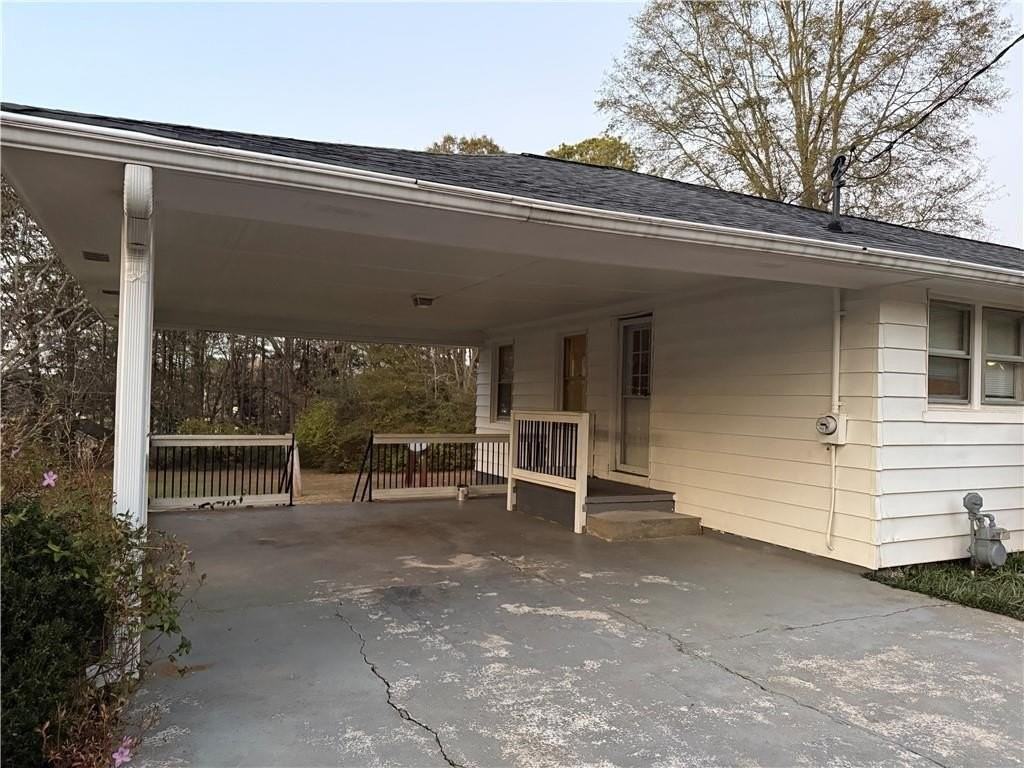 498 Ridge Ave Sw - Photo 4 of 27