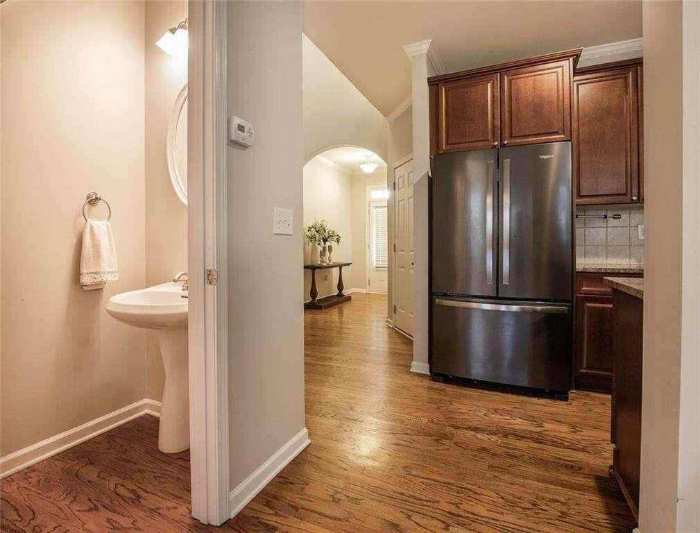 2396 Meadow Falls Ln - Photo 5 of 29