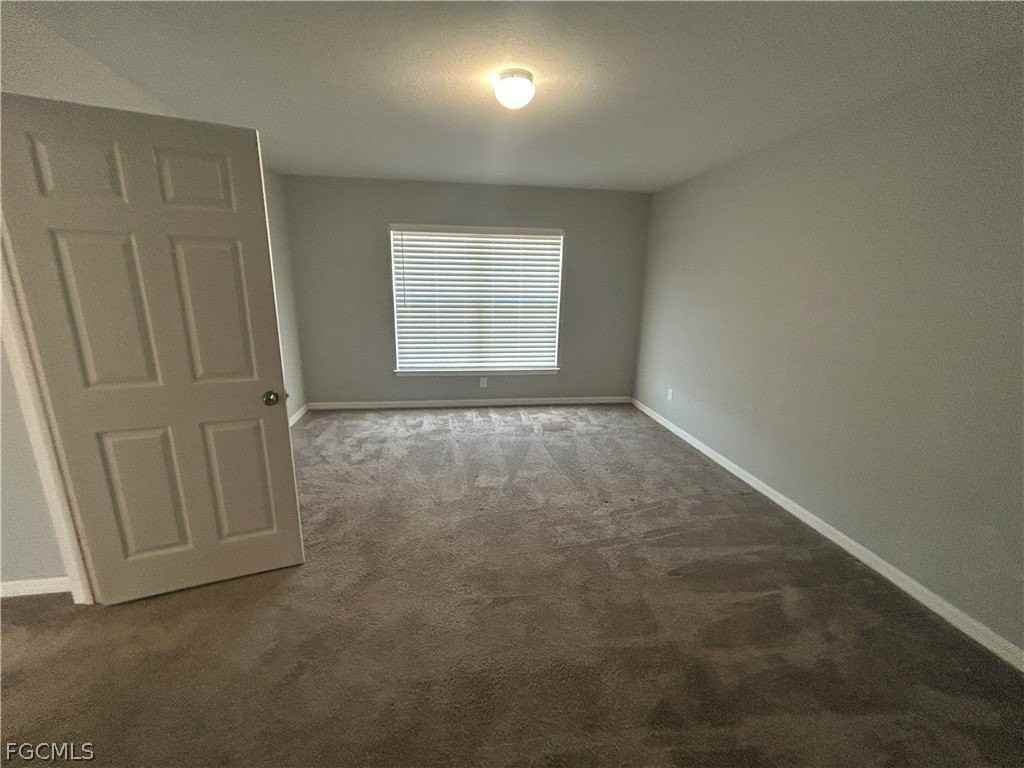 3921 Ne 15th Pl - Photo 7 of 12