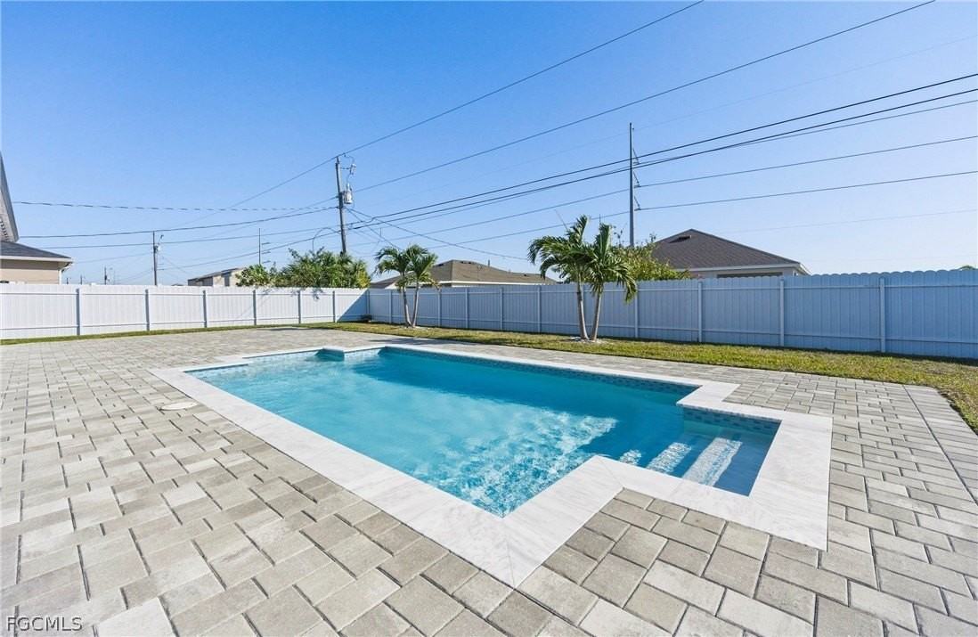 922 Nw 8th Ter - Photo 5 of 40