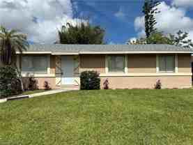 8 Roanoke Dr - Photo 1 of 1