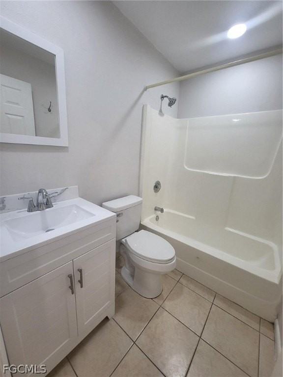 1727 Se 15th Pl Apt 3 - Photo 5 of 10