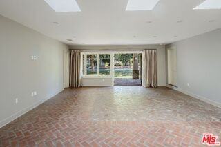 627 N Elm Dr - Photo 5 of 8