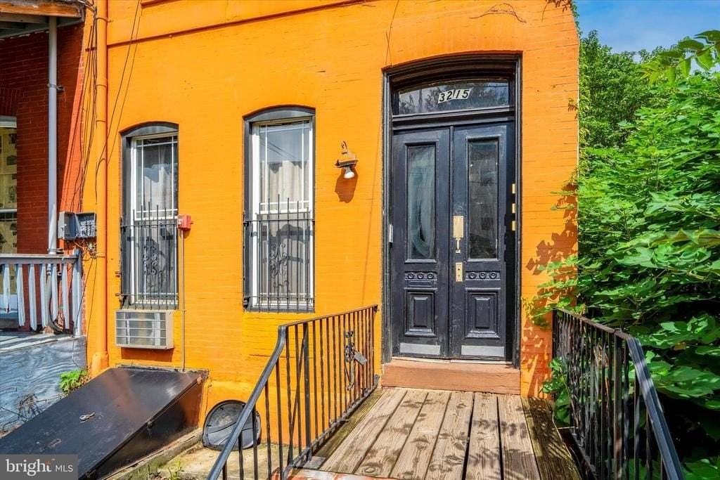 3215 Hamilton St #1 - Photo 2 of 22