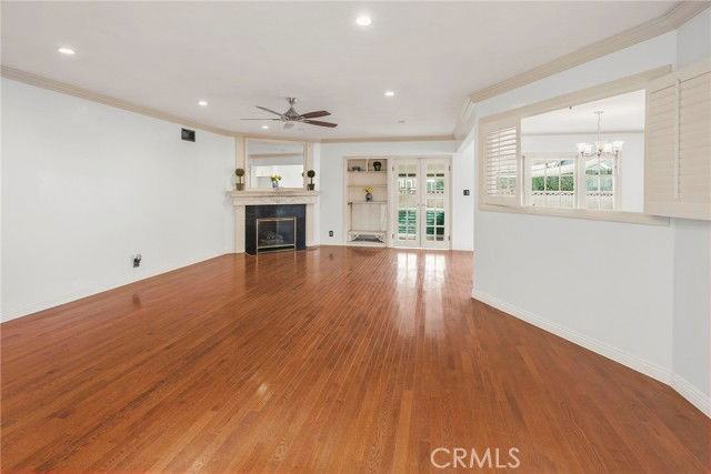 22618 Elm Ave - Photo 2 of 8