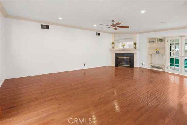 22618 Elm Ave - Photo 3 of 8