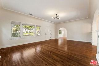 602 11th St - Photo 7 of 8