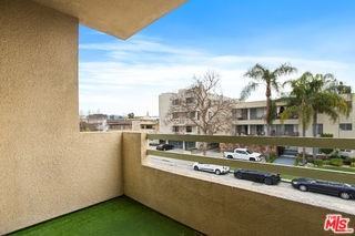 1059 S Sherbourne Dr #201 - Photo 5 of 8