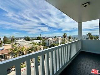 999 N Doheny Dr #408 - Photo 5 of 8