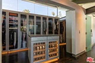 8538 Eastwood Rd - Photo 3 of 8