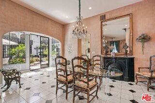 717 N Rodeo Dr - Photo 5 of 8