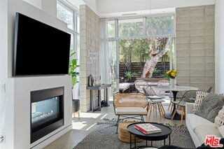 720 Bouett St - Photo 4 of 8