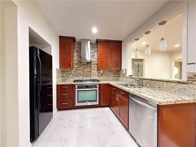 2864 Pinckard Ave - Photo 5 of 8