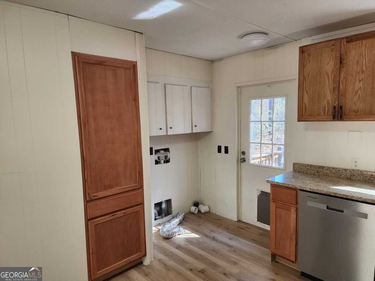 918A Roscoe Davis Rd Unit A - Photo 4 of 9