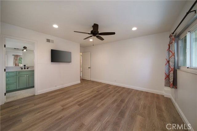 25256 Pacifica Ave - Photo 6 of 7