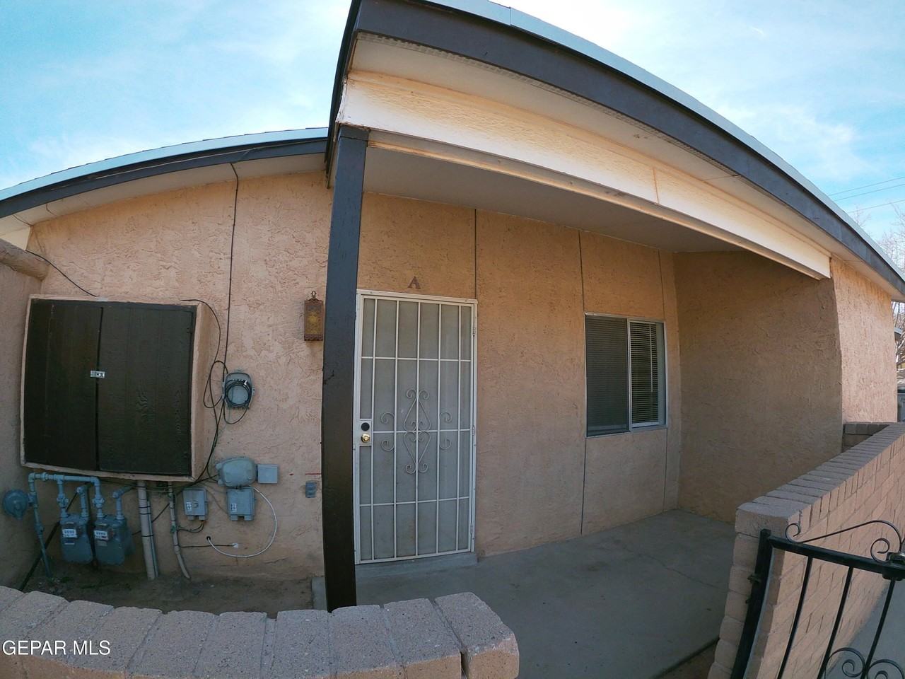 1905 Karen Sue Pl Apt A - Photo 2 of 18