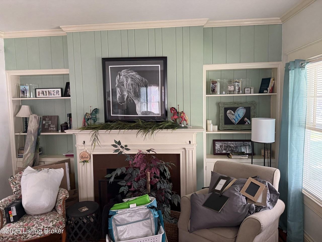 111 Adair Ave - Photo 3 of 16