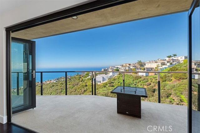 781 Balboa Ave - Photo 2 of 8