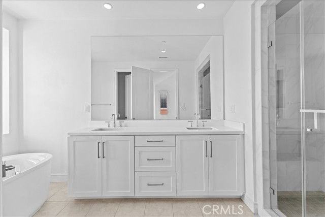 117 Montero - Photo 2 of 8