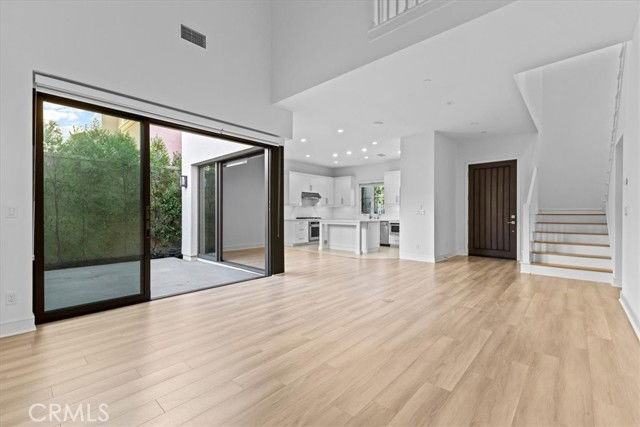 117 Montero - Photo 3 of 8