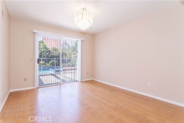 12067 Turtle Springs Ct - Photo 6 of 8