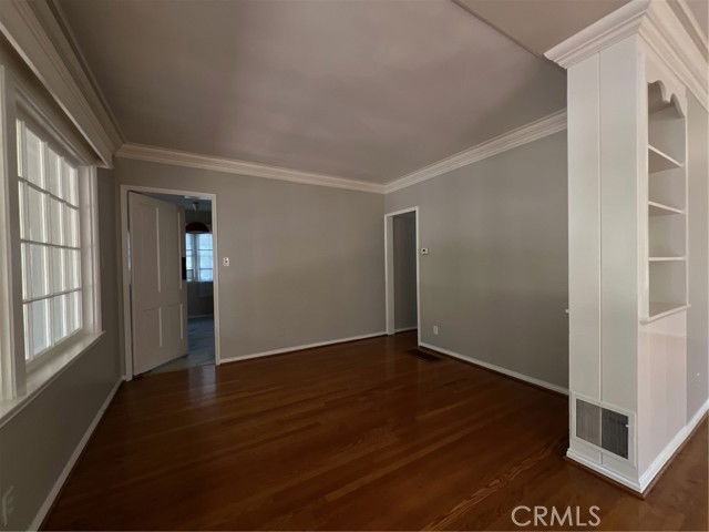 2265 Adair St - Photo 7 of 8