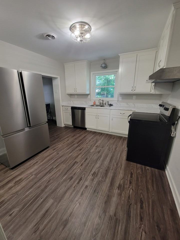 7750 Mahoney Rd #1 - Photo 7 of 19