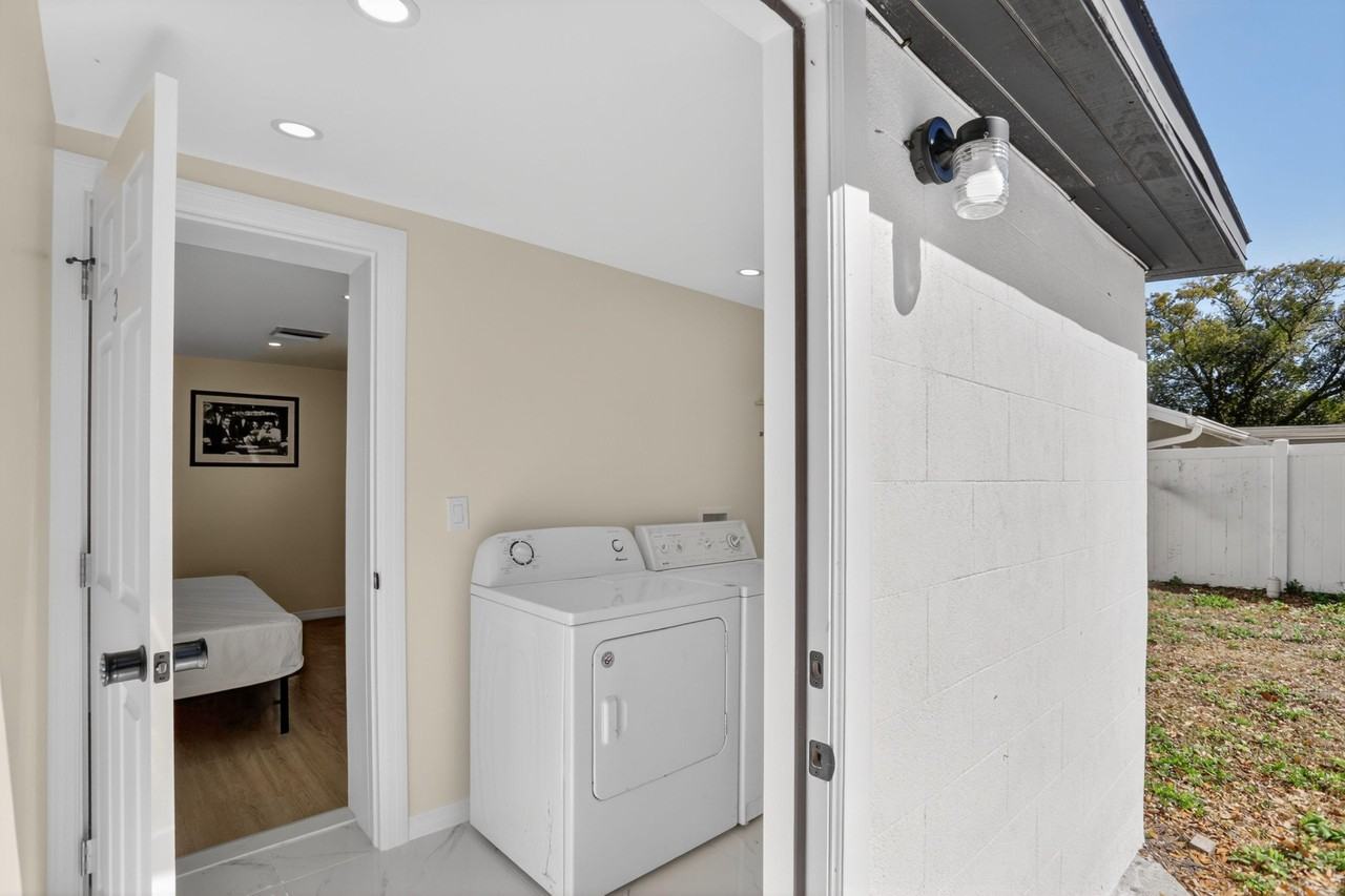 24th St - Photo 7 of 18