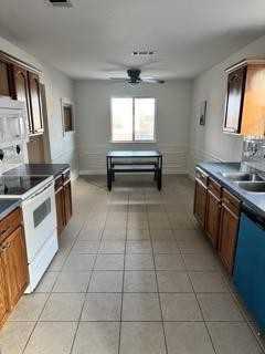 Montrose Dr - Photo 4 of 16