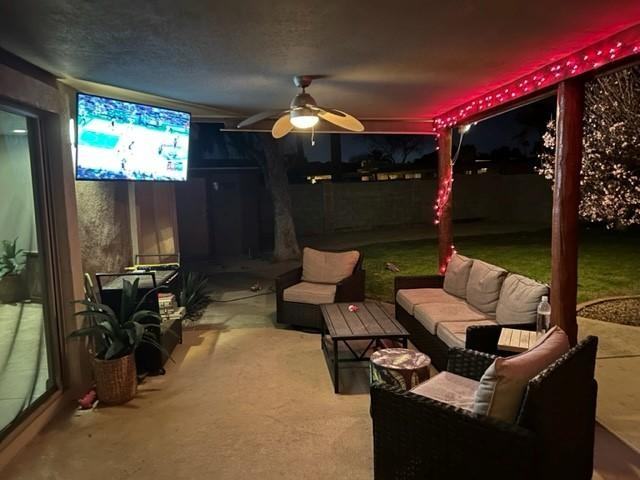 E Laurel Ln - Photo 2 of 6