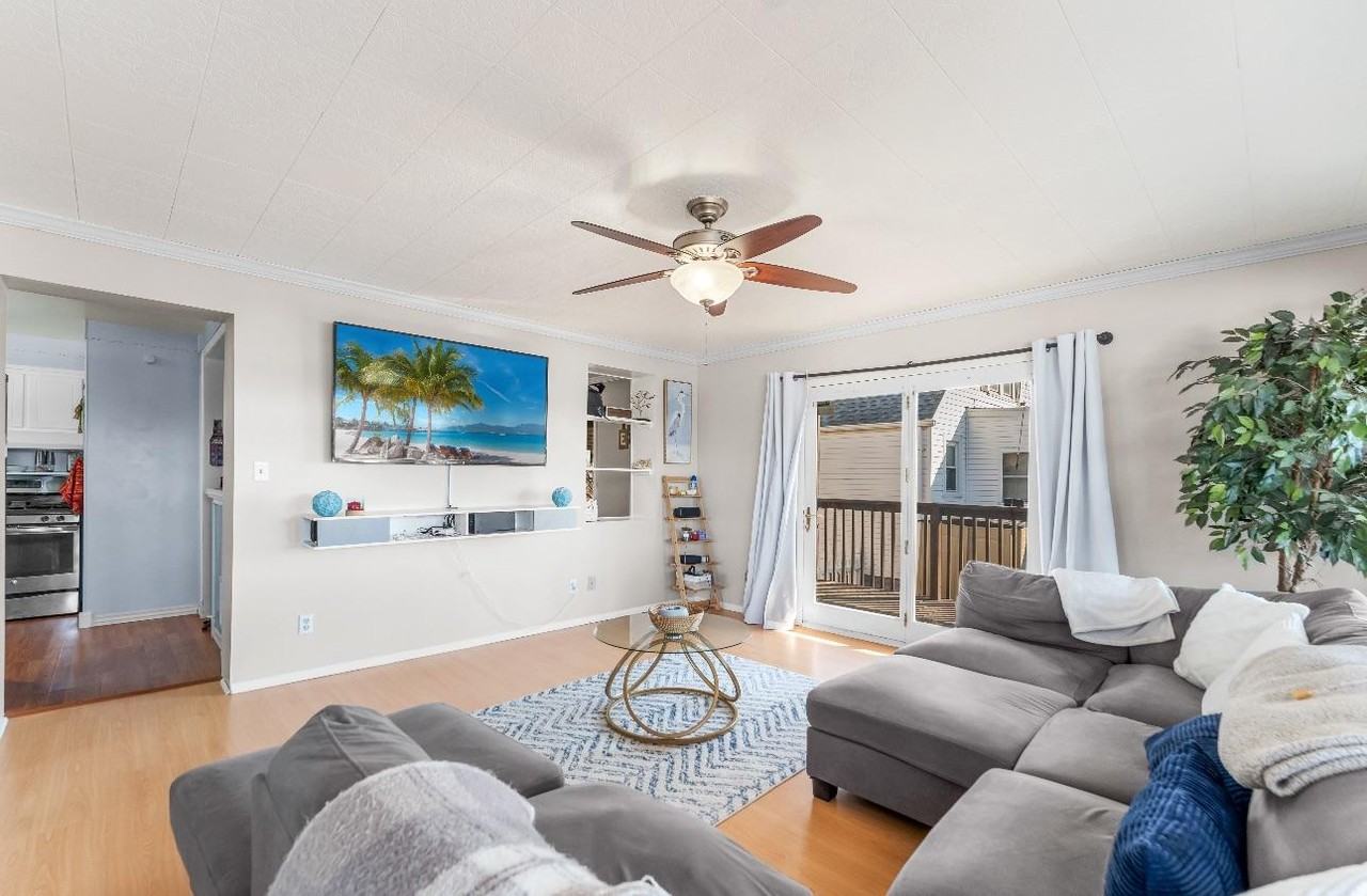 Bayside Dr - Photo 2 of 15