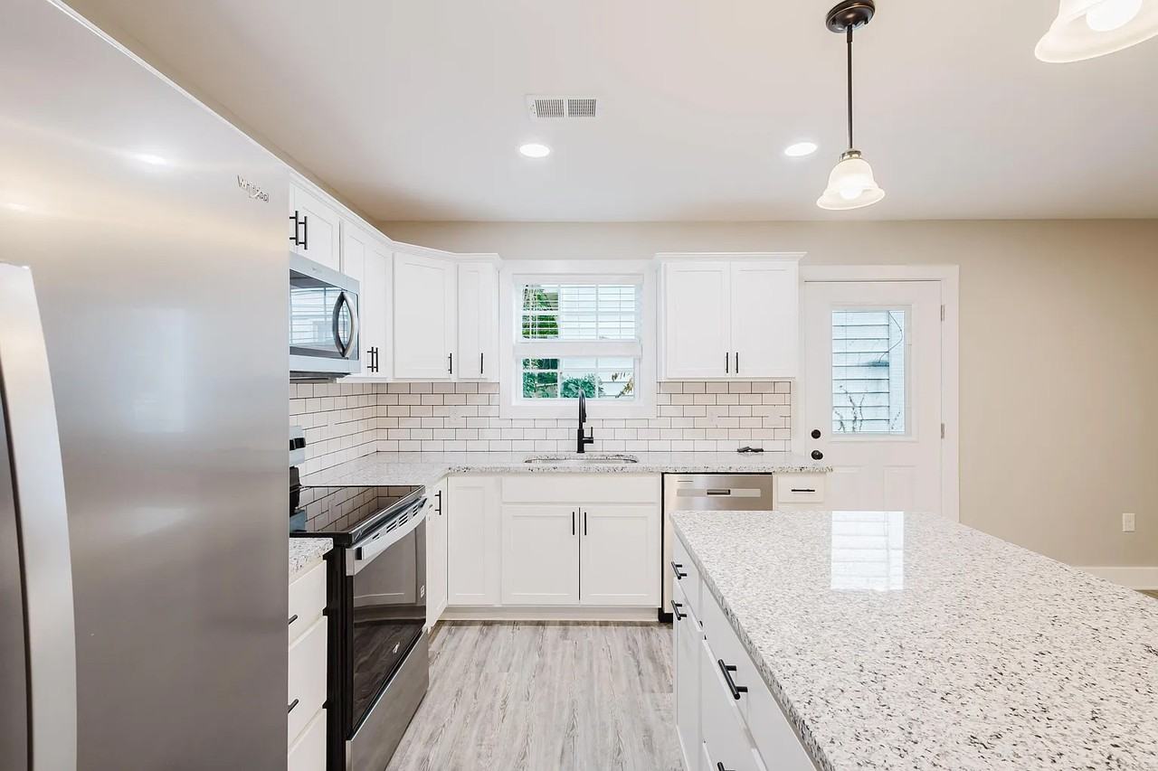 326 Elm St #1 - Photo 2 of 10