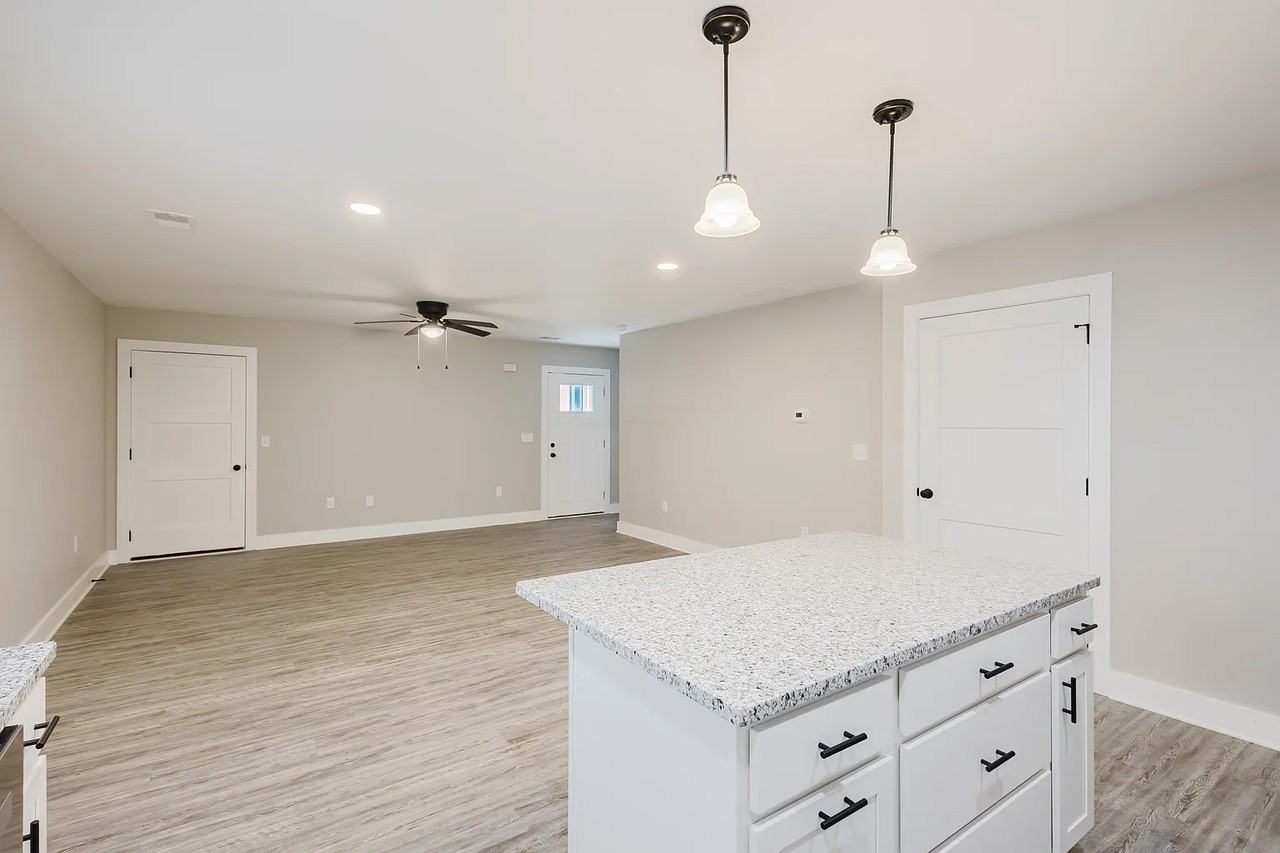 326 Elm St #1 - Photo 3 of 10