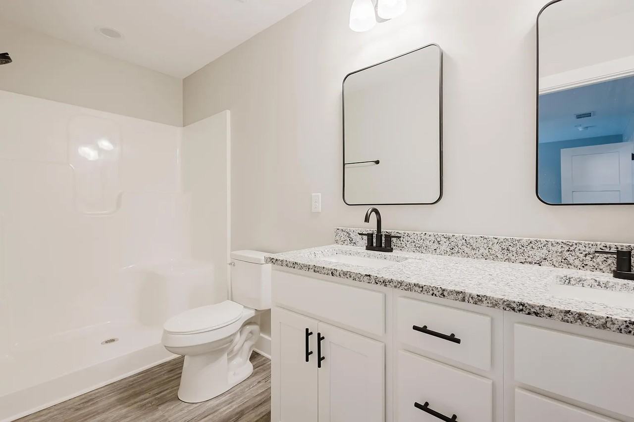 326 Elm St #1 - Photo 5 of 10